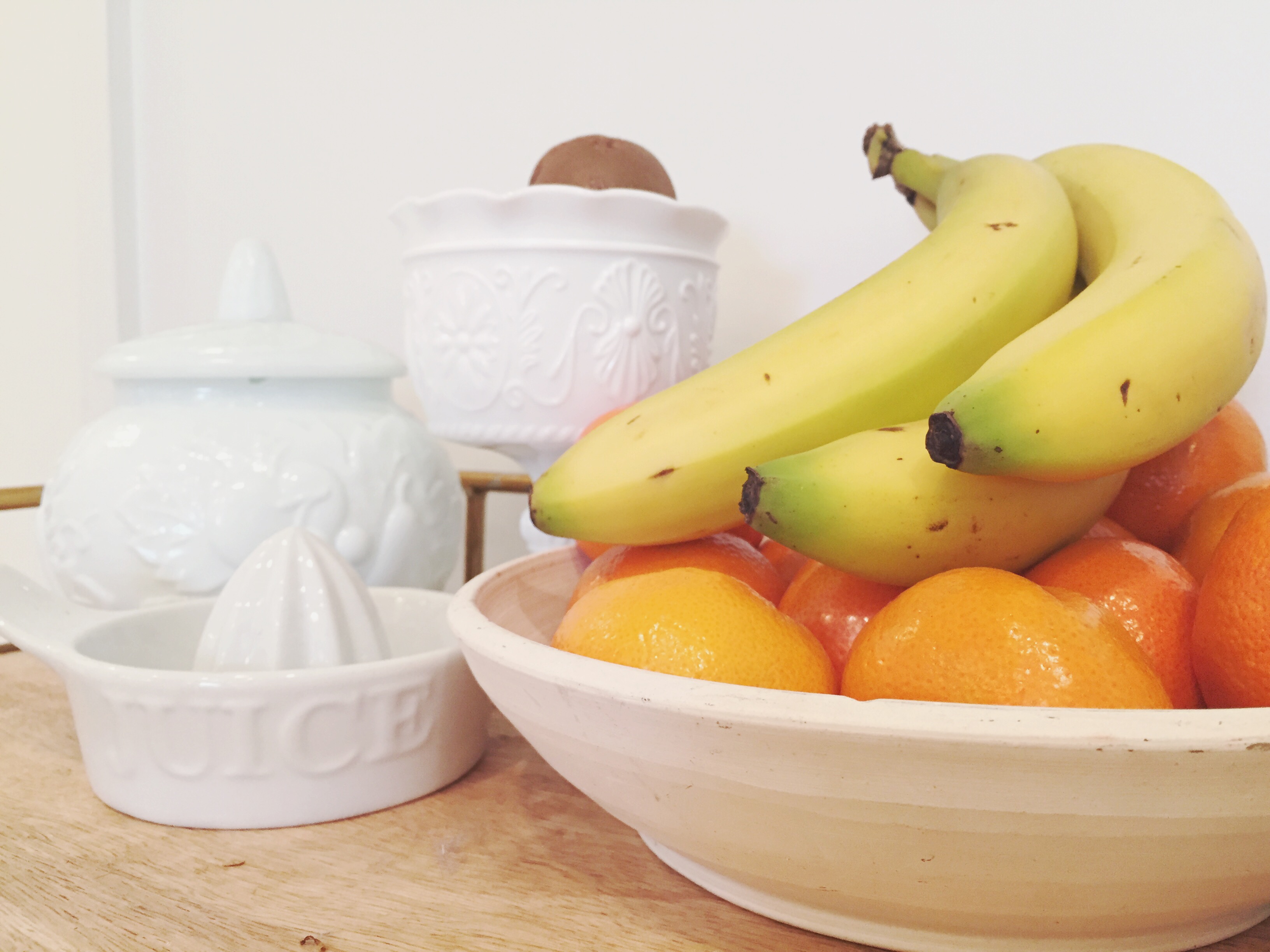 produce in Tiny Kelsie's bright &amp; kitschy kitchen